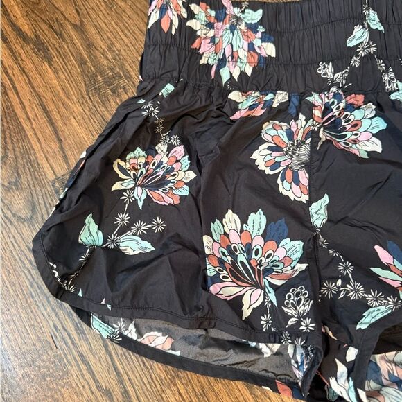 Free People The Way Home Short - Picture 5 of 8